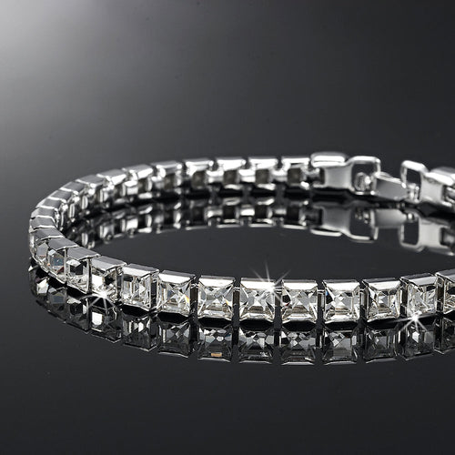 Colgante Tenis Chain de Plata de Ley 925 con Cristales SWAROVSKI® – Brillo de Lujo Exclusivo